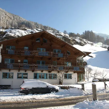 Landhaus Erich 솔덴